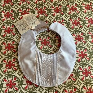 NWT Feltman Brothers Blue Pintucked Bib